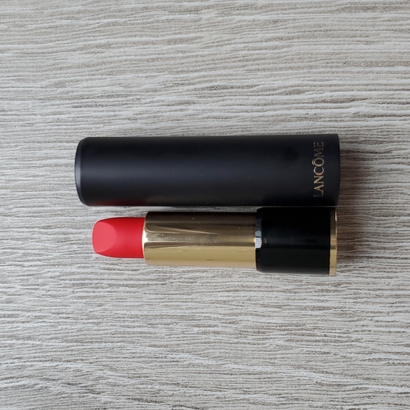 Lancome Drama Matte Lipstick - 505 Adoration - Picture 2 of 5